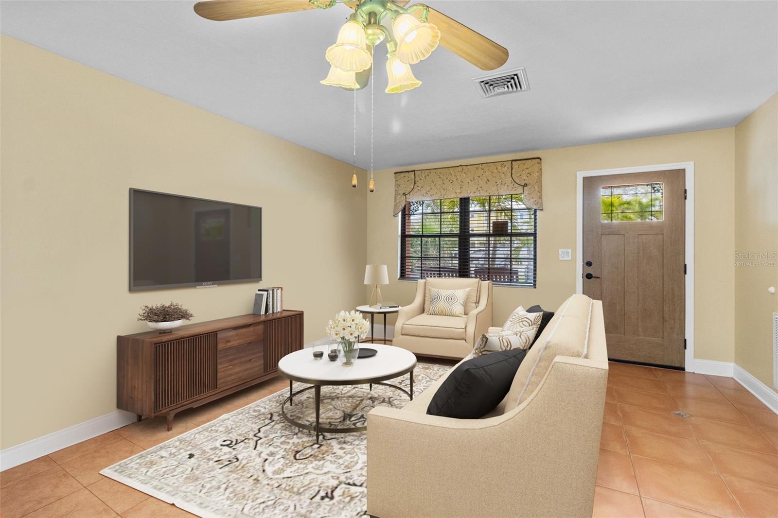 Image 10 of 52 For 819 Gulf Boulevard