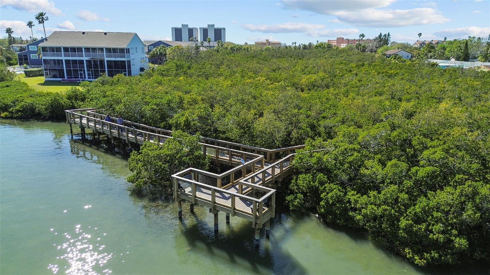 Image 34 of 52 For 819 Gulf Boulevard