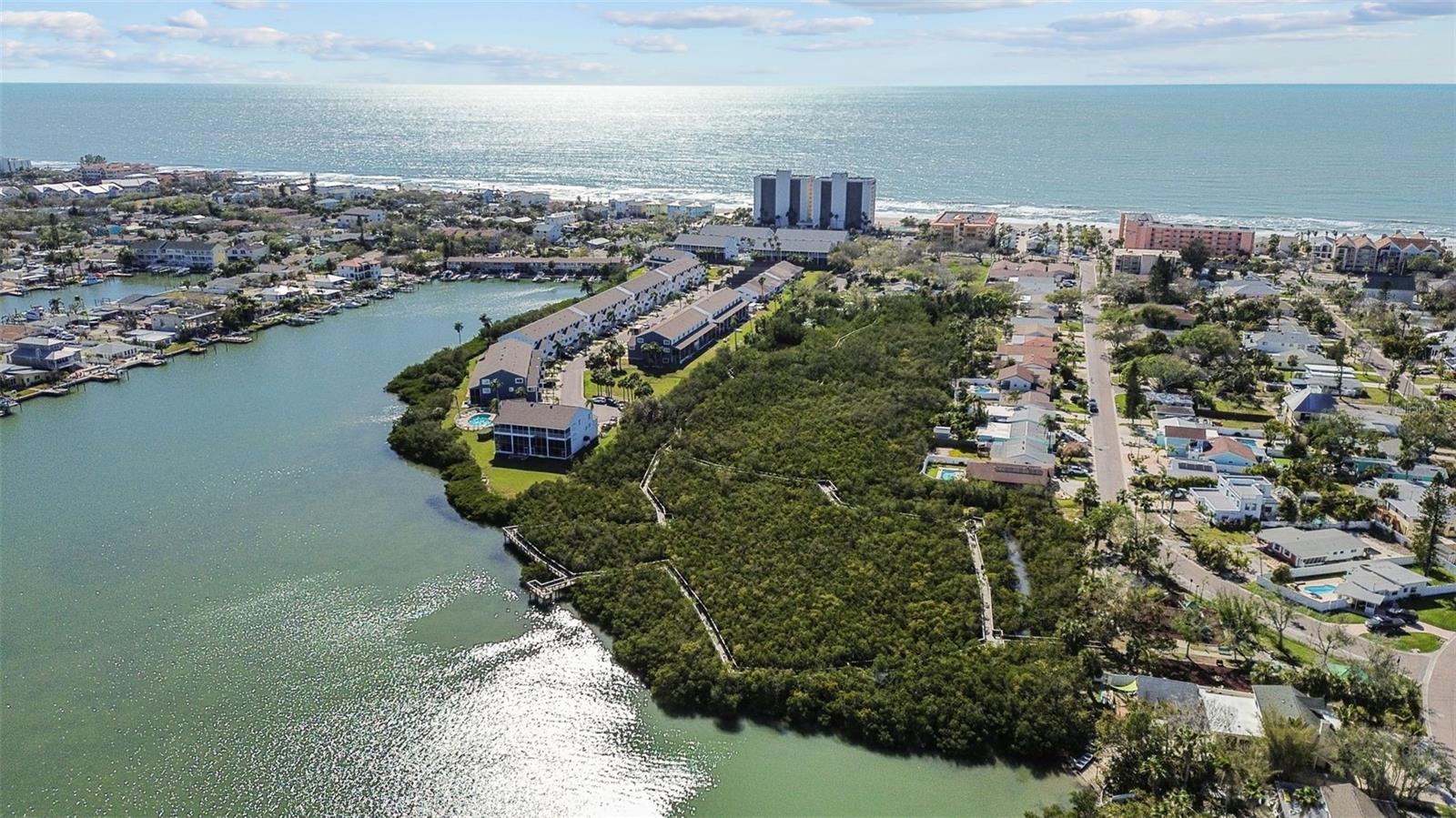 Image 46 of 52 For 819 Gulf Boulevard