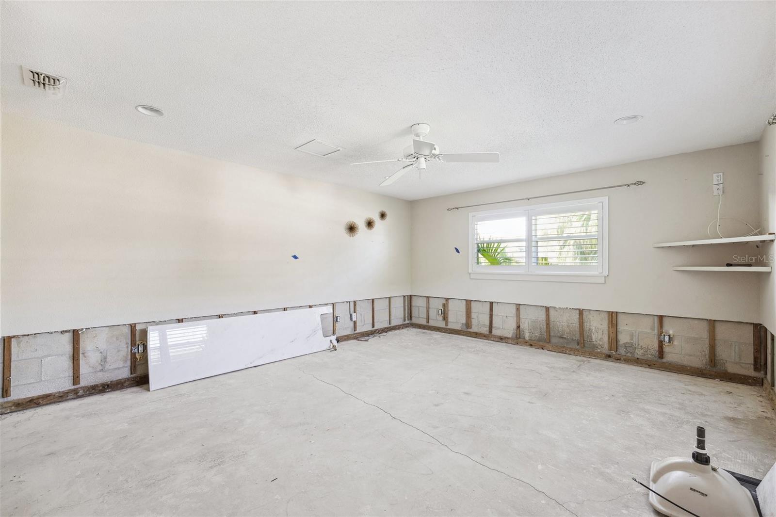 Image 24 of 34 For 1399 49th Avenue Ne