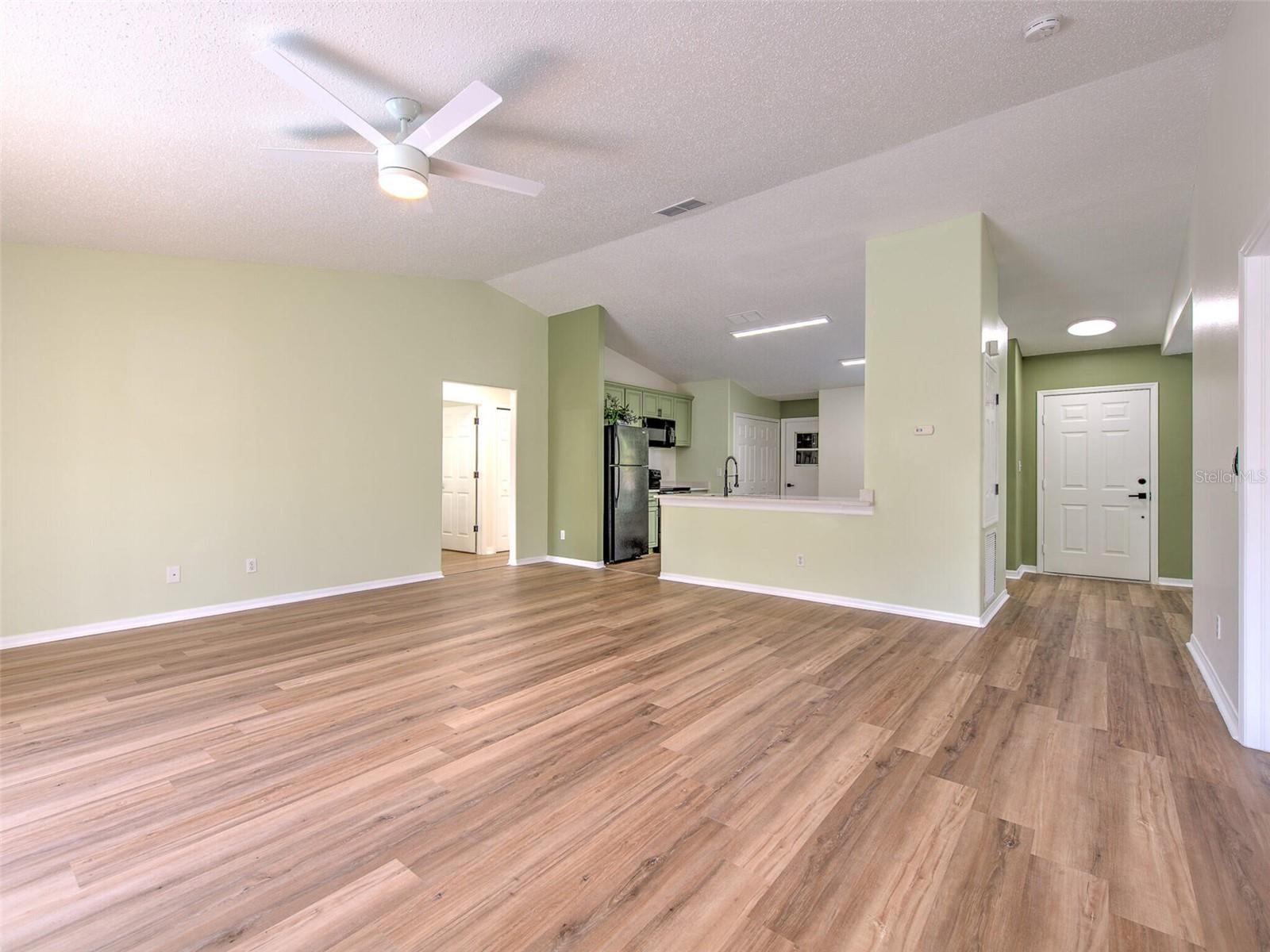 Image 14 of 29 For 11407 Wellman Drive