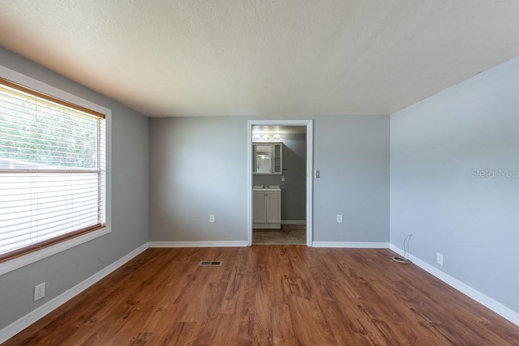 Image 15 of 51 For 39034 Central Avenue