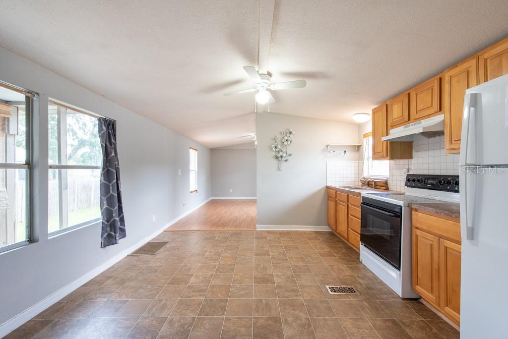 Image 6 of 51 For 39034 Central Avenue