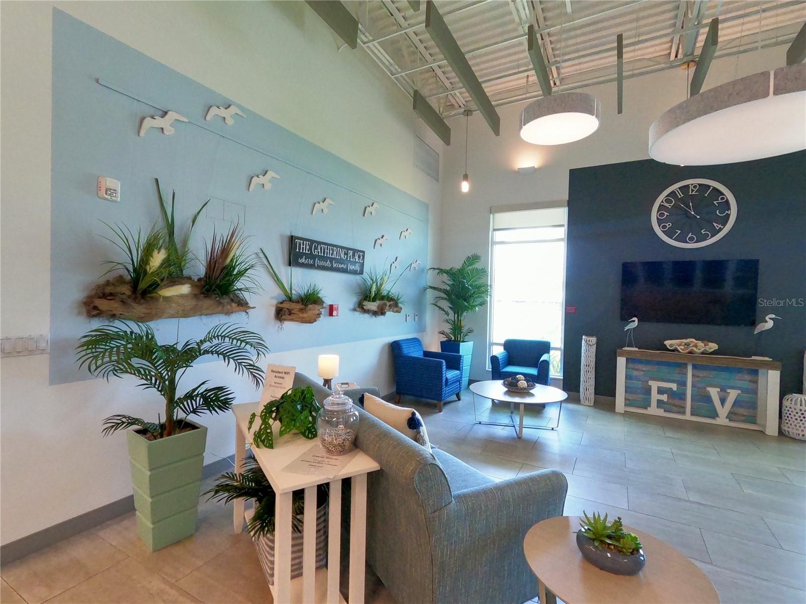 Listing photo id 26 for 1100 Belcher Road S 298