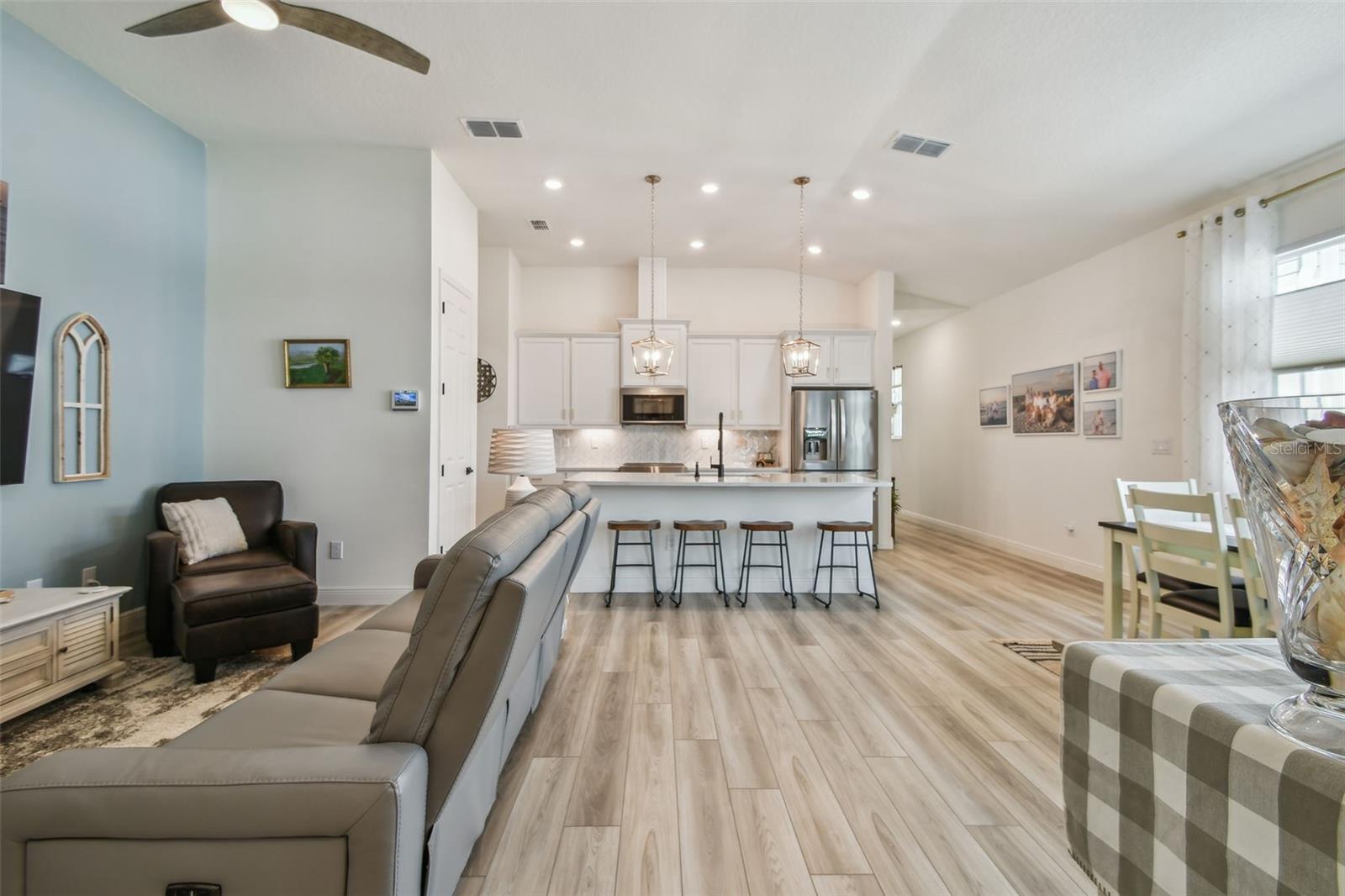 Image 14 of 82 For 9577 Sandy Bluffs Circle