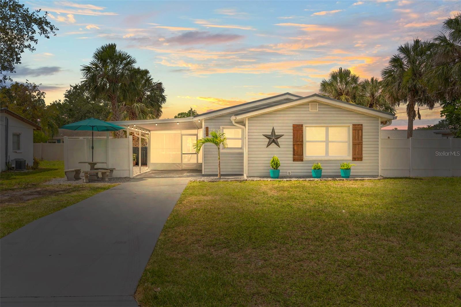 Details for 512 Flame Tree Drive, APOLLO BEACH, FL 33572