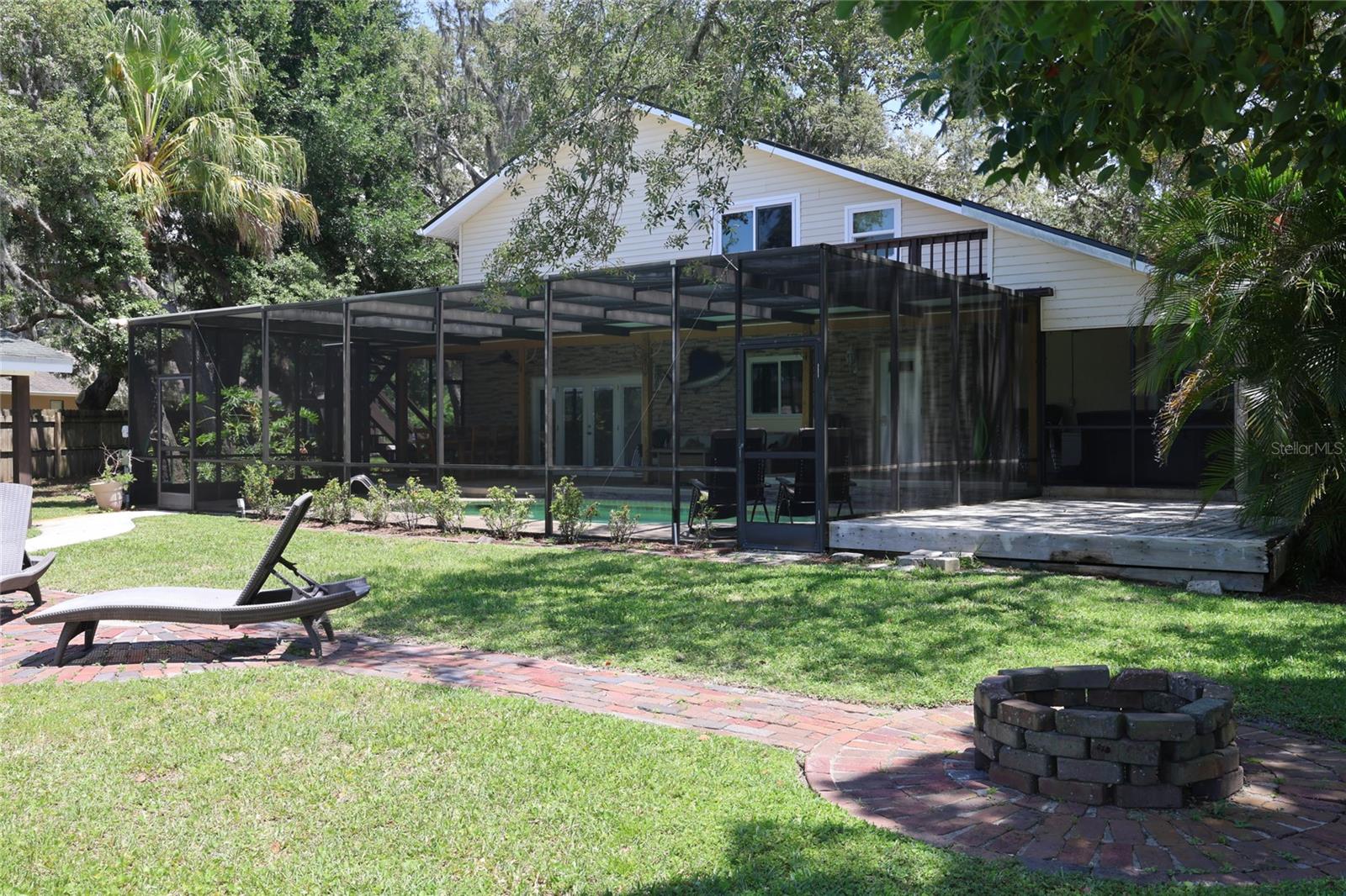 Listing photo id 19 for 12929 Sugar Creek Boulevard