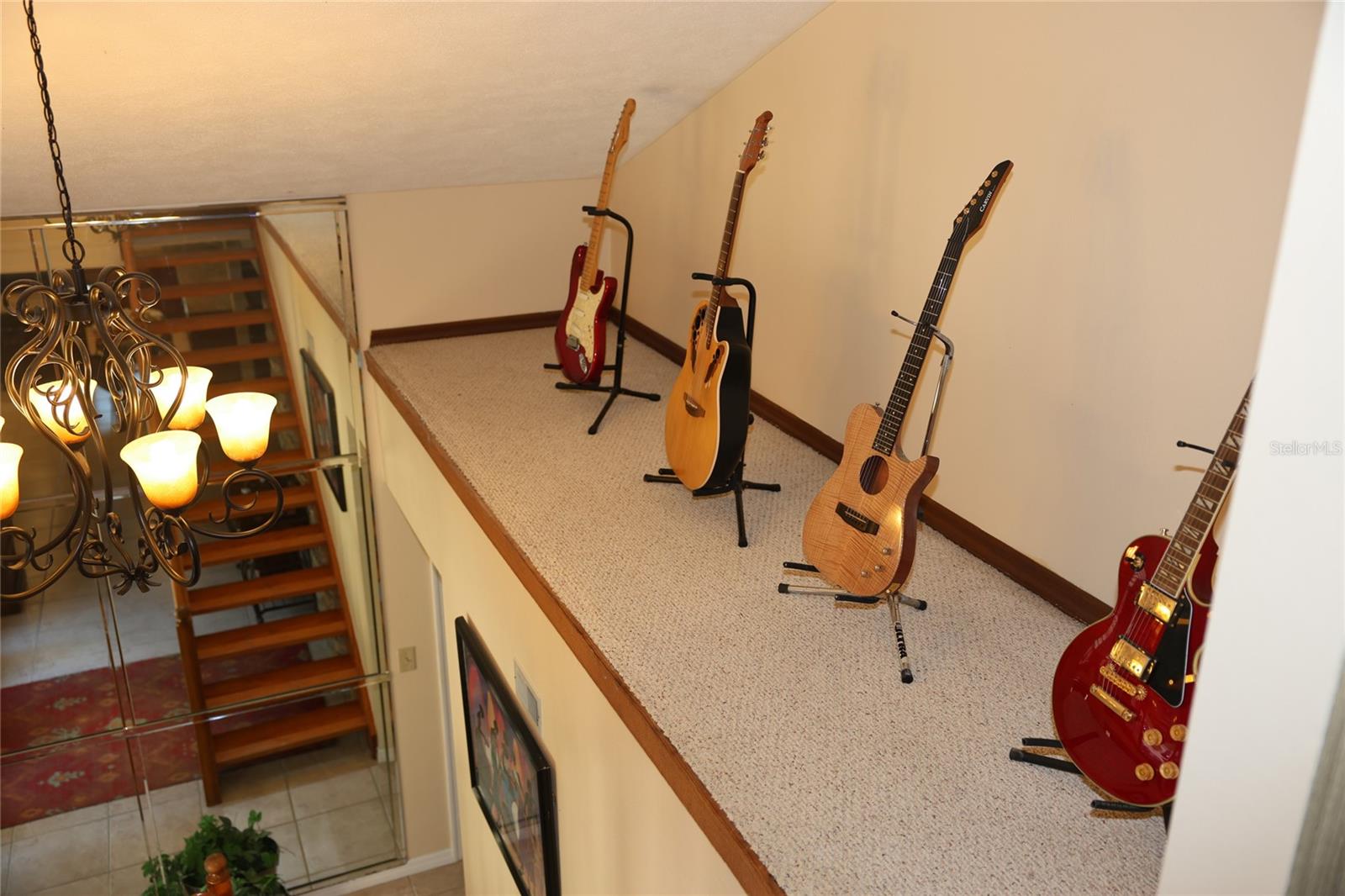 Listing photo id 47 for 12929 Sugar Creek Boulevard