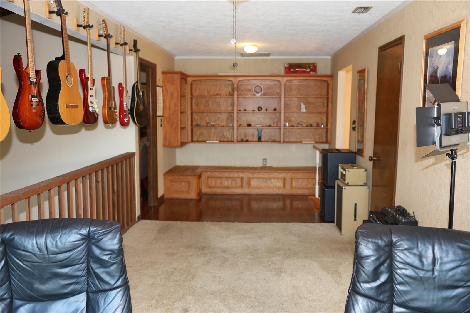 Listing photo id 51 for 12929 Sugar Creek Boulevard