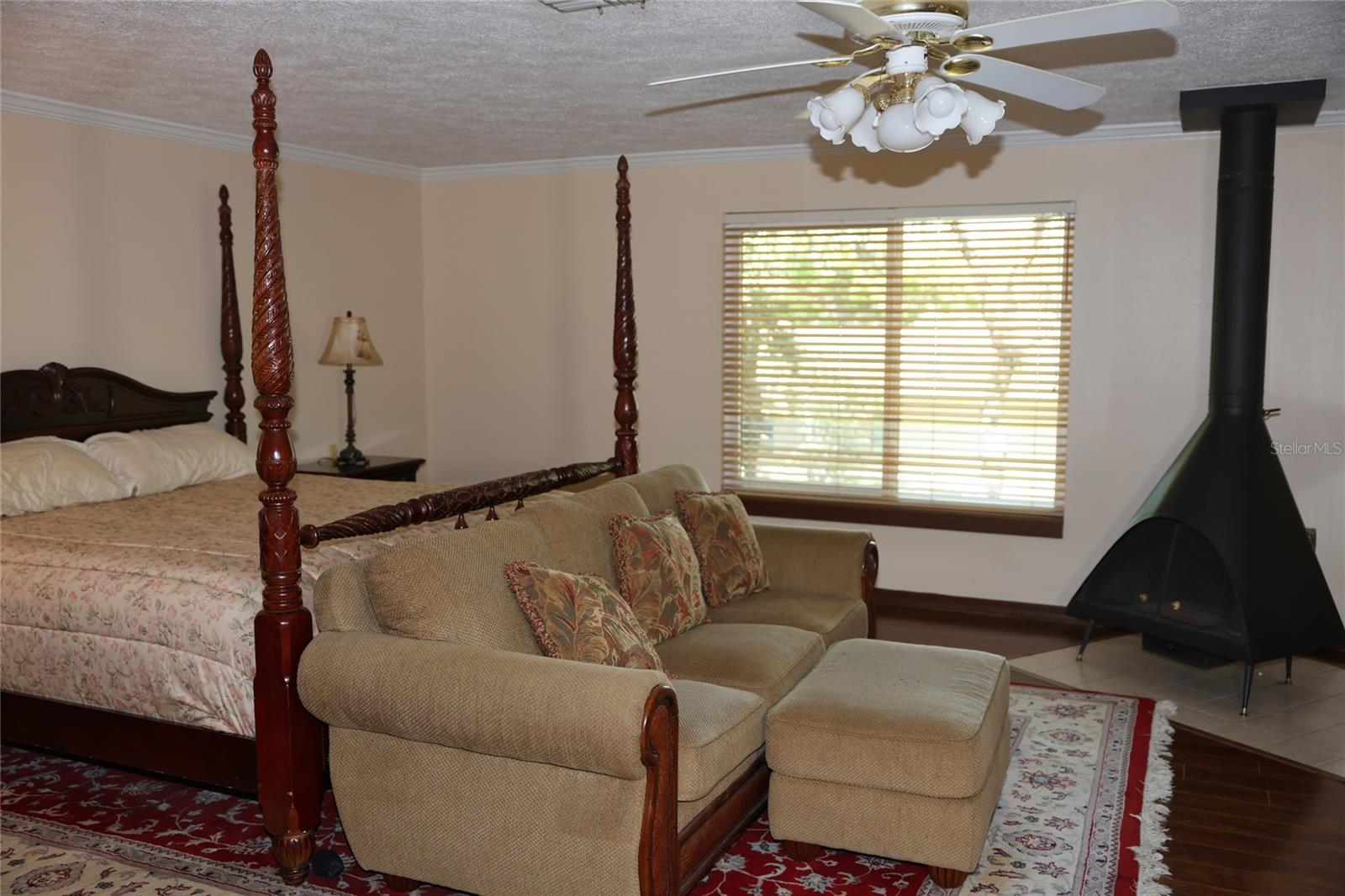 Listing photo id 57 for 12929 Sugar Creek Boulevard
