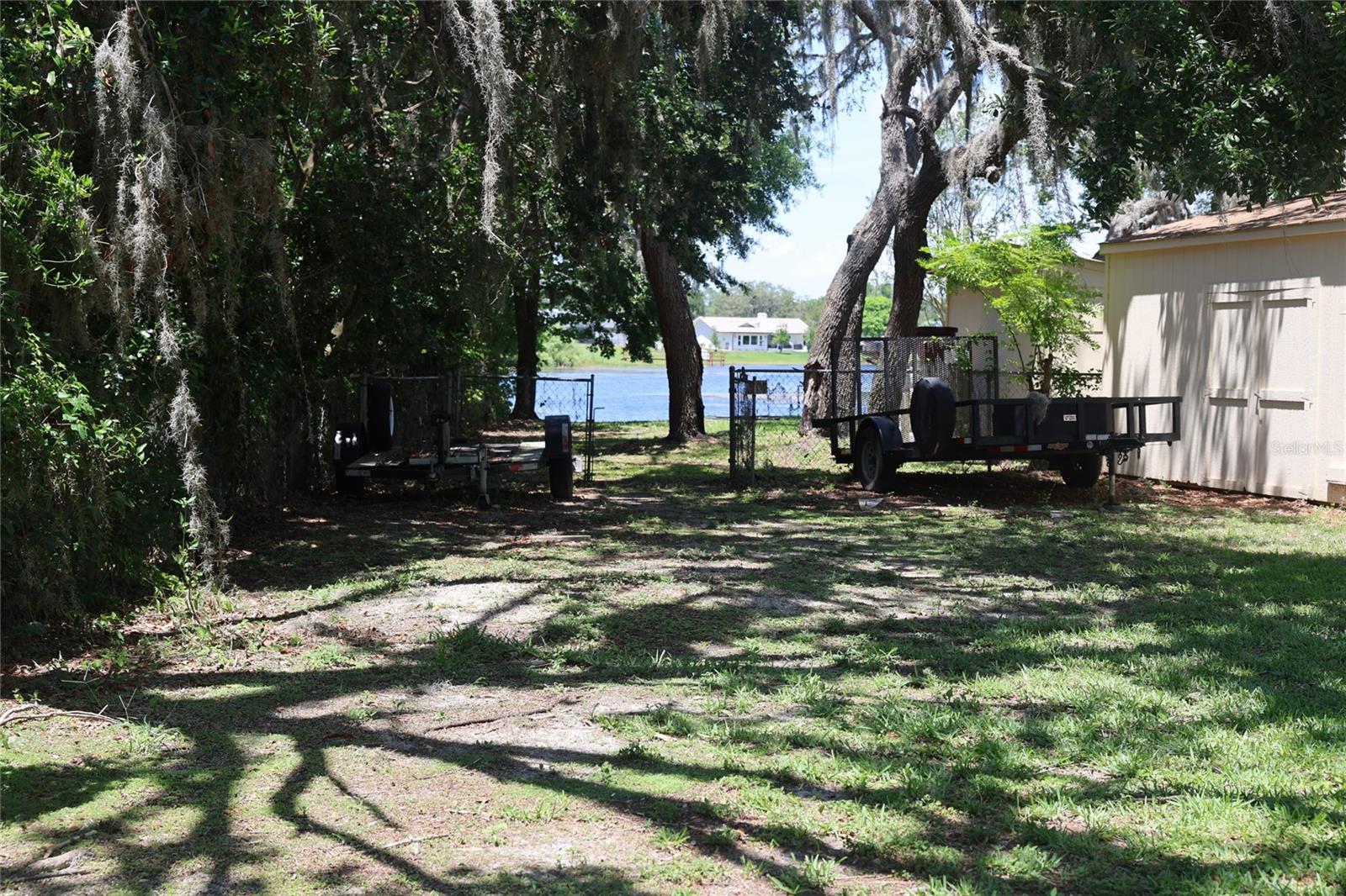 Listing photo id 4 for 12929 Sugar Creek Boulevard