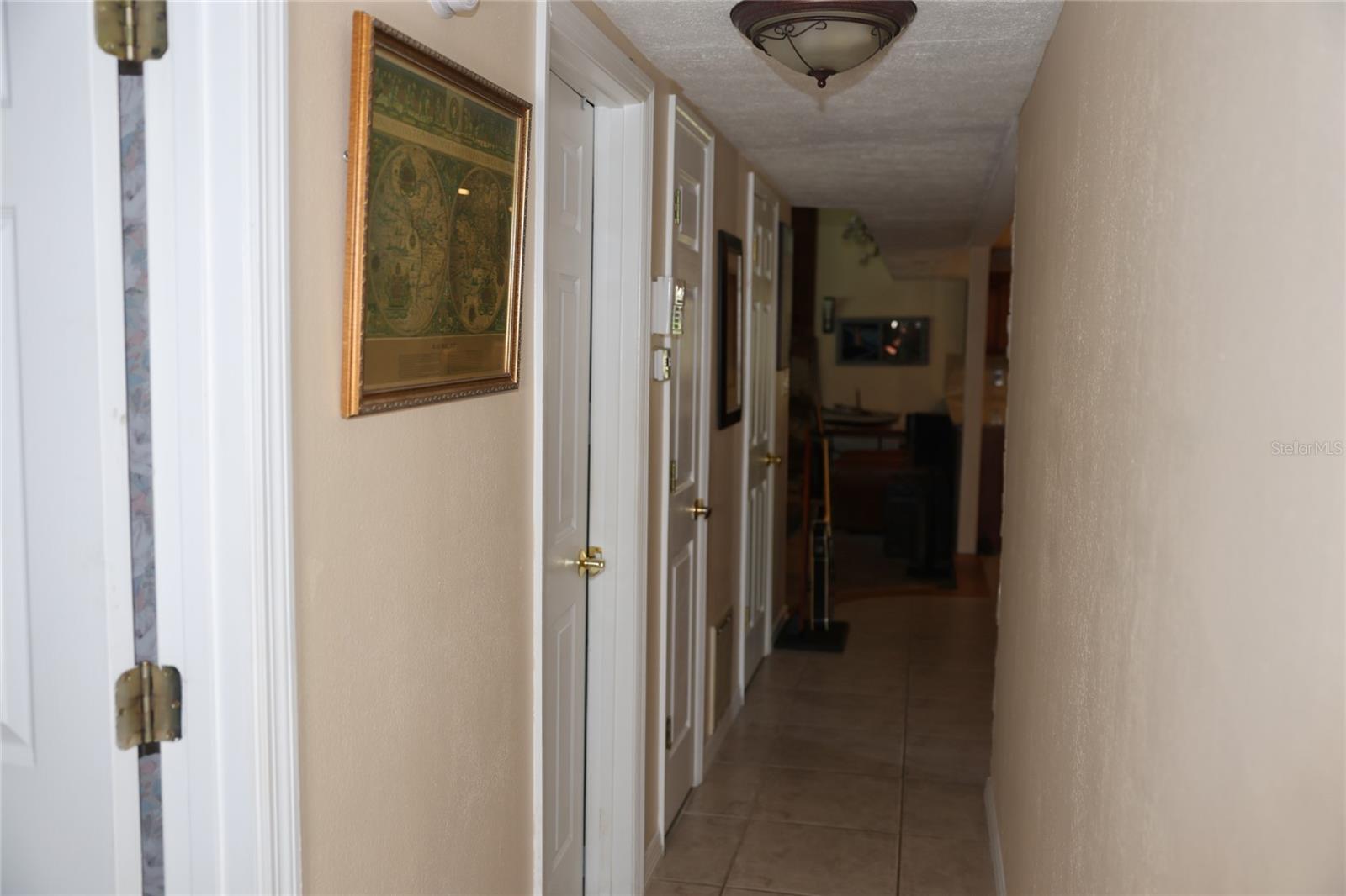 Listing photo id 66 for 12929 Sugar Creek Boulevard