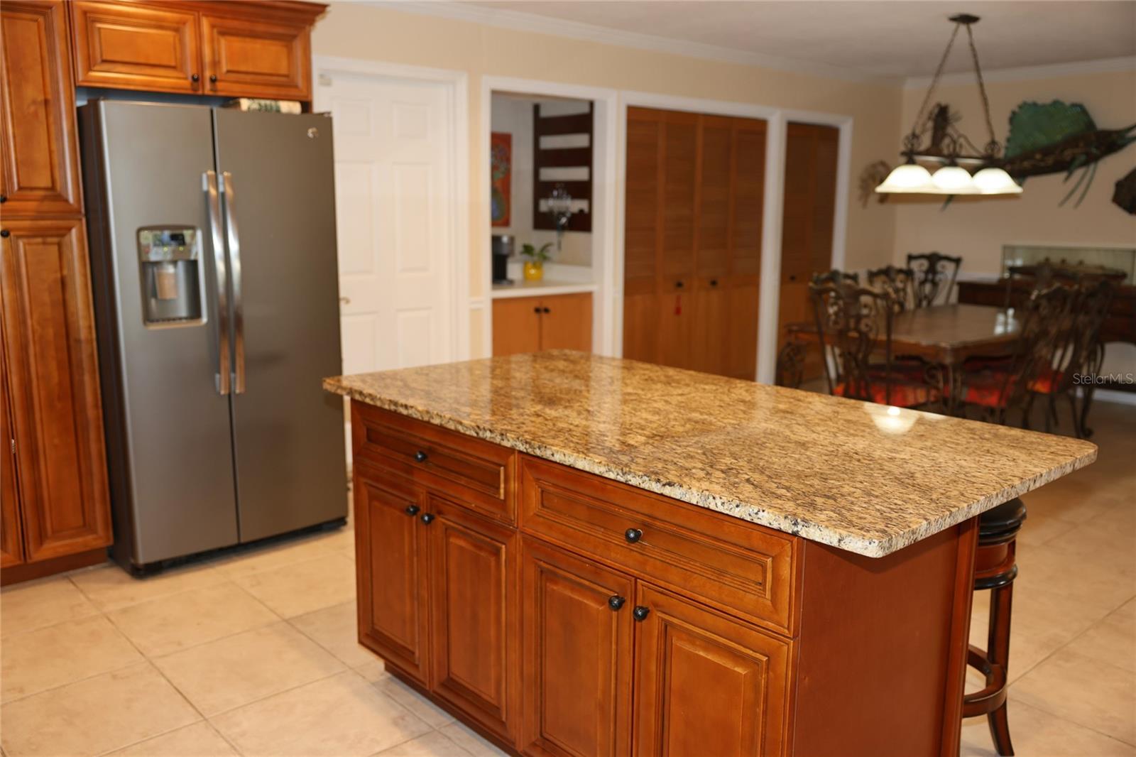 Listing photo id 81 for 12929 Sugar Creek Boulevard