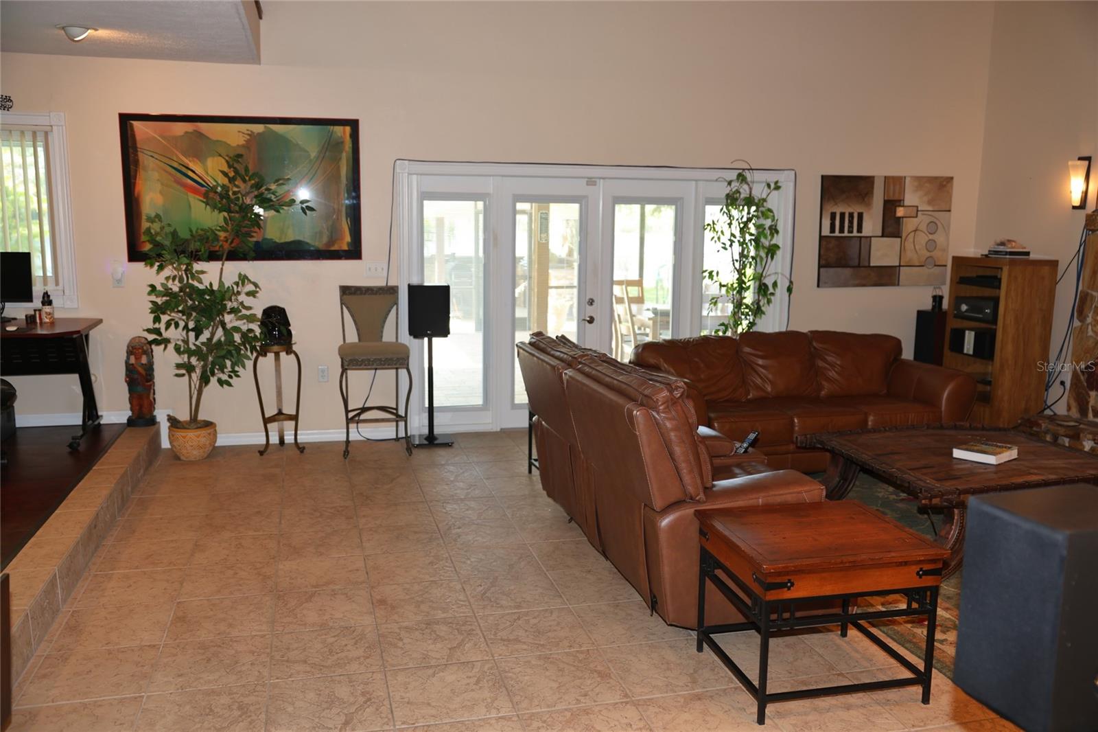 Listing photo id 86 for 12929 Sugar Creek Boulevard