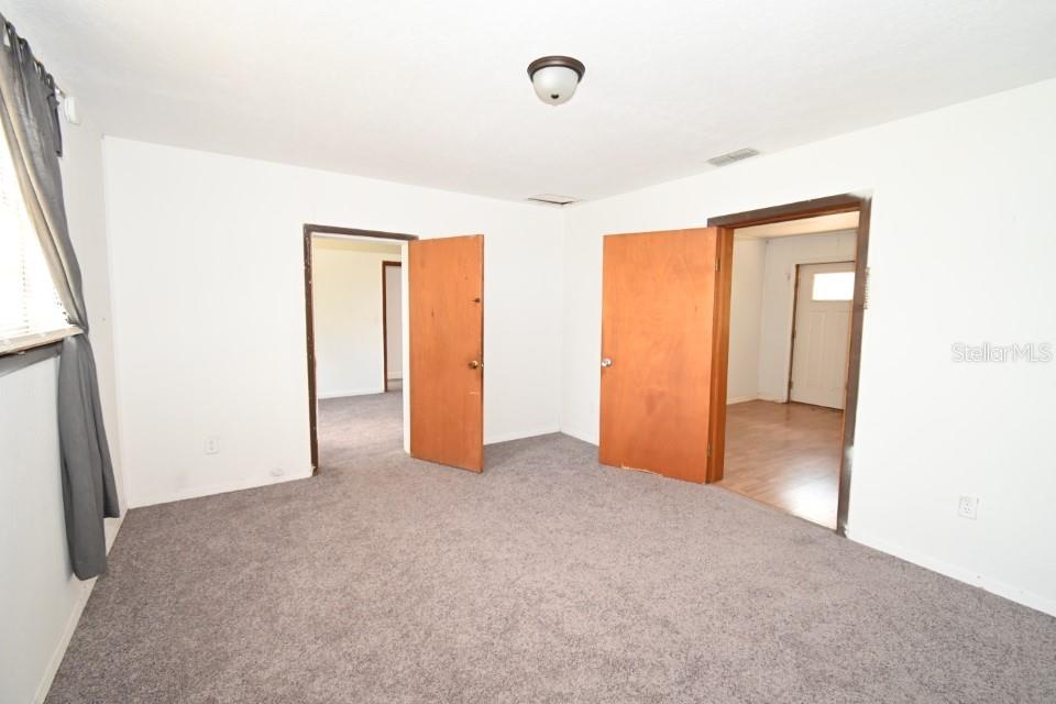 Image 19 of 38 For 14312 1st Street