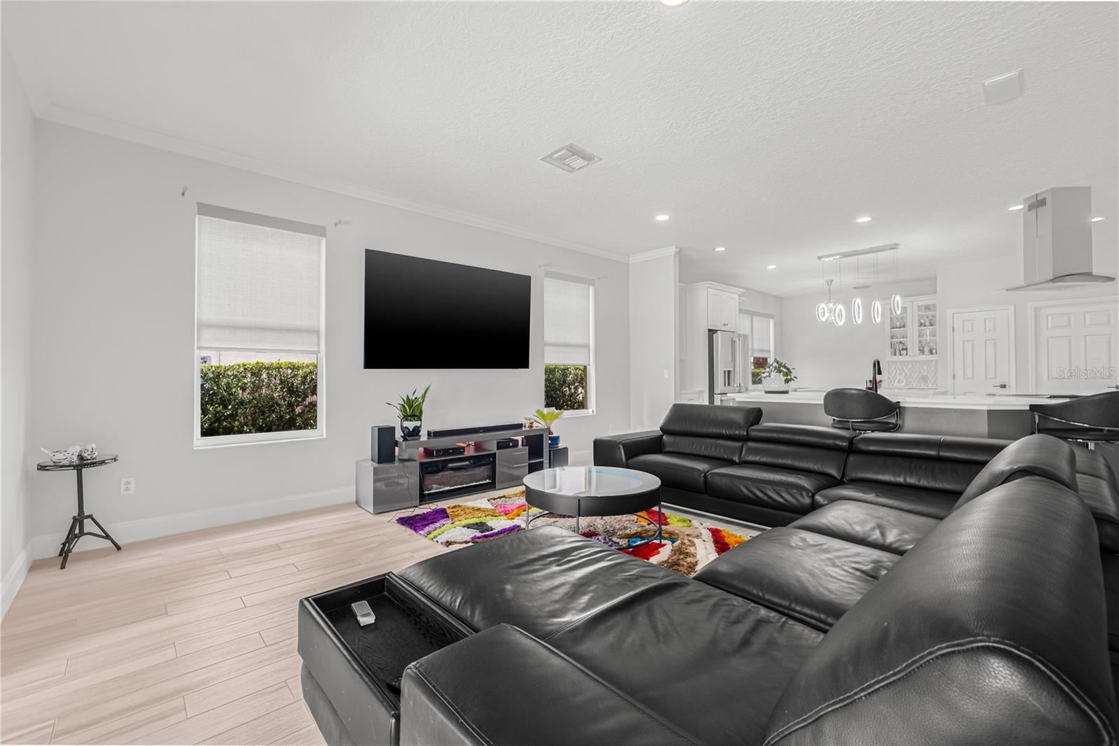 Listing photo id 15 for 18036 Java Isle Drive