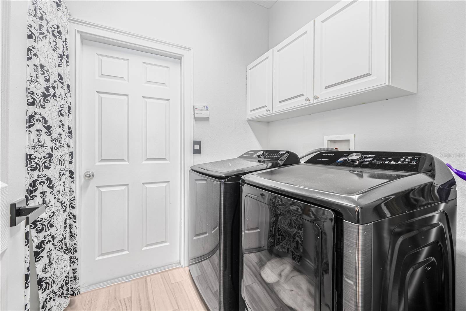 Listing photo id 24 for 18036 Java Isle Drive