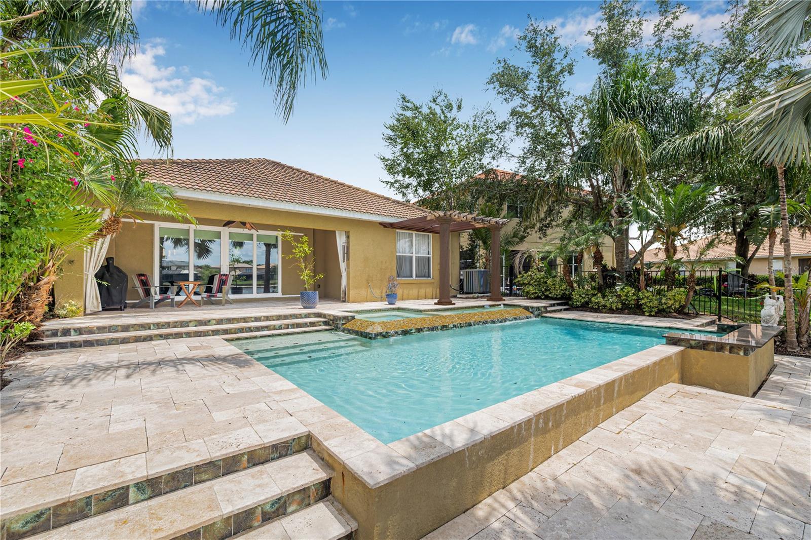 Listing photo id 31 for 18036 Java Isle Drive