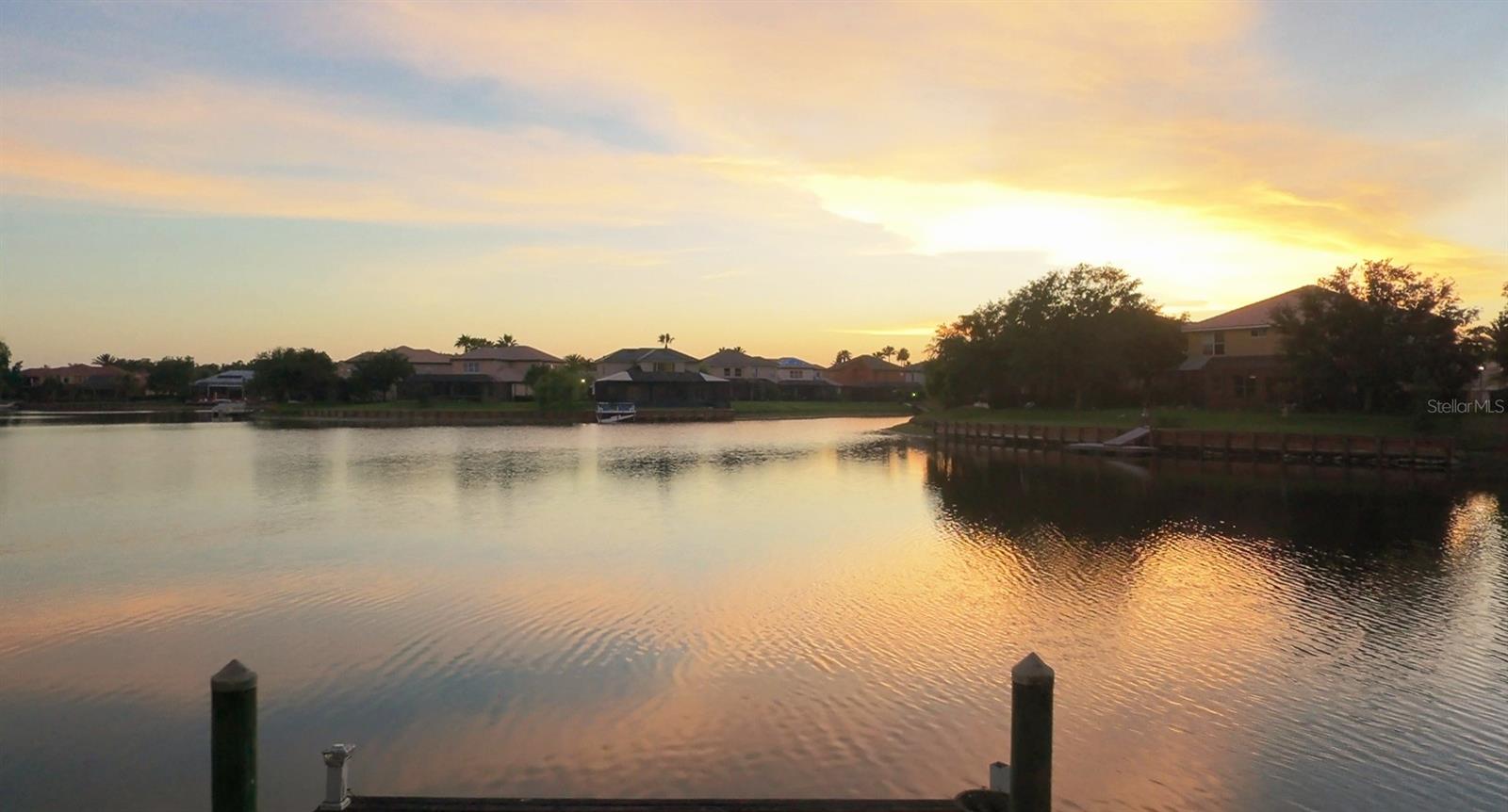 Listing photo id 34 for 18036 Java Isle Drive