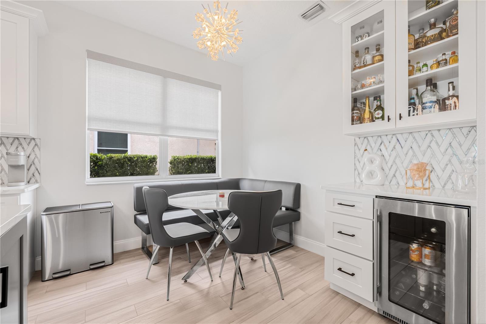 Listing photo id 3 for 18036 Java Isle Drive
