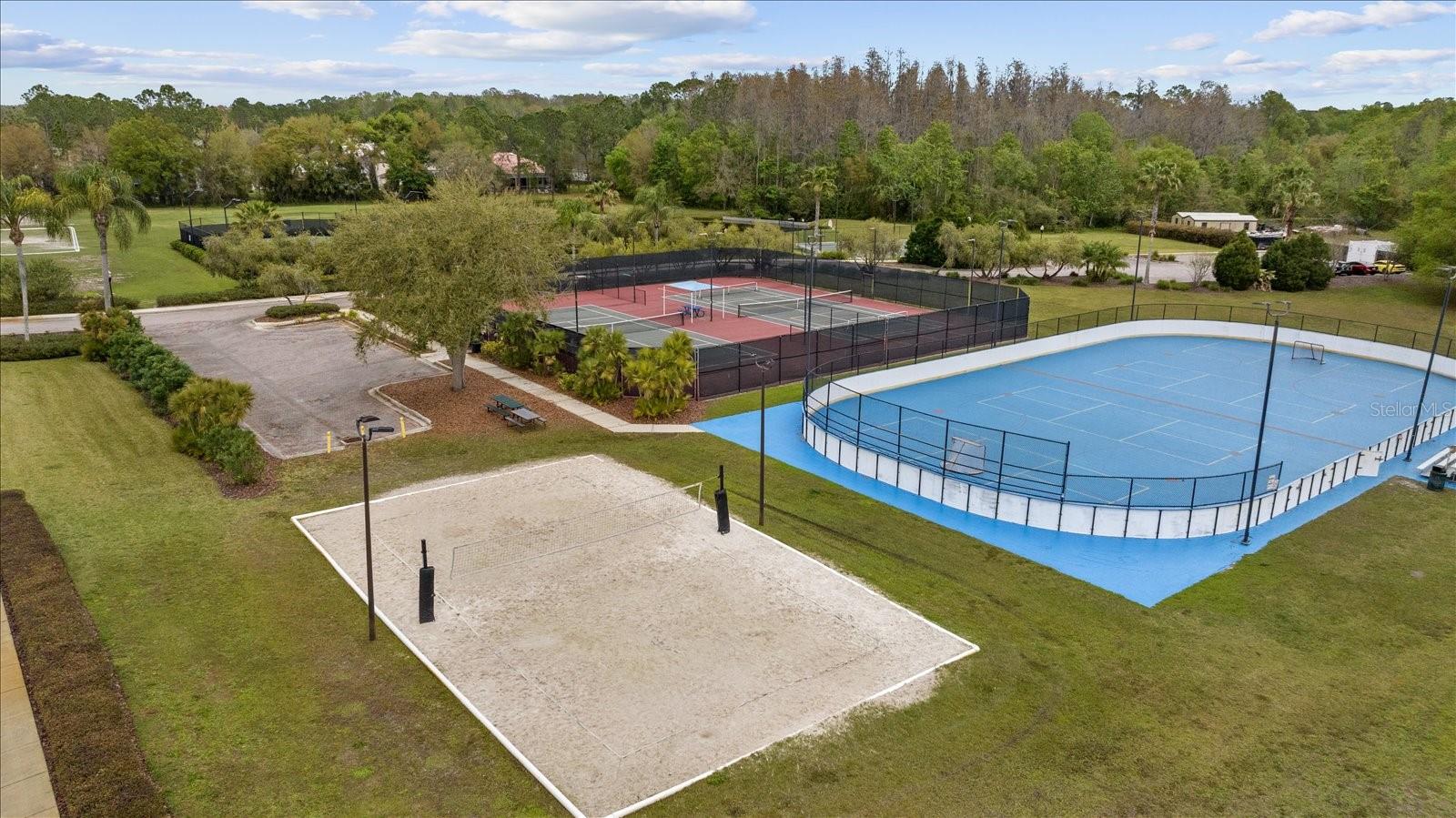 Listing photo id 48 for 18036 Java Isle Drive