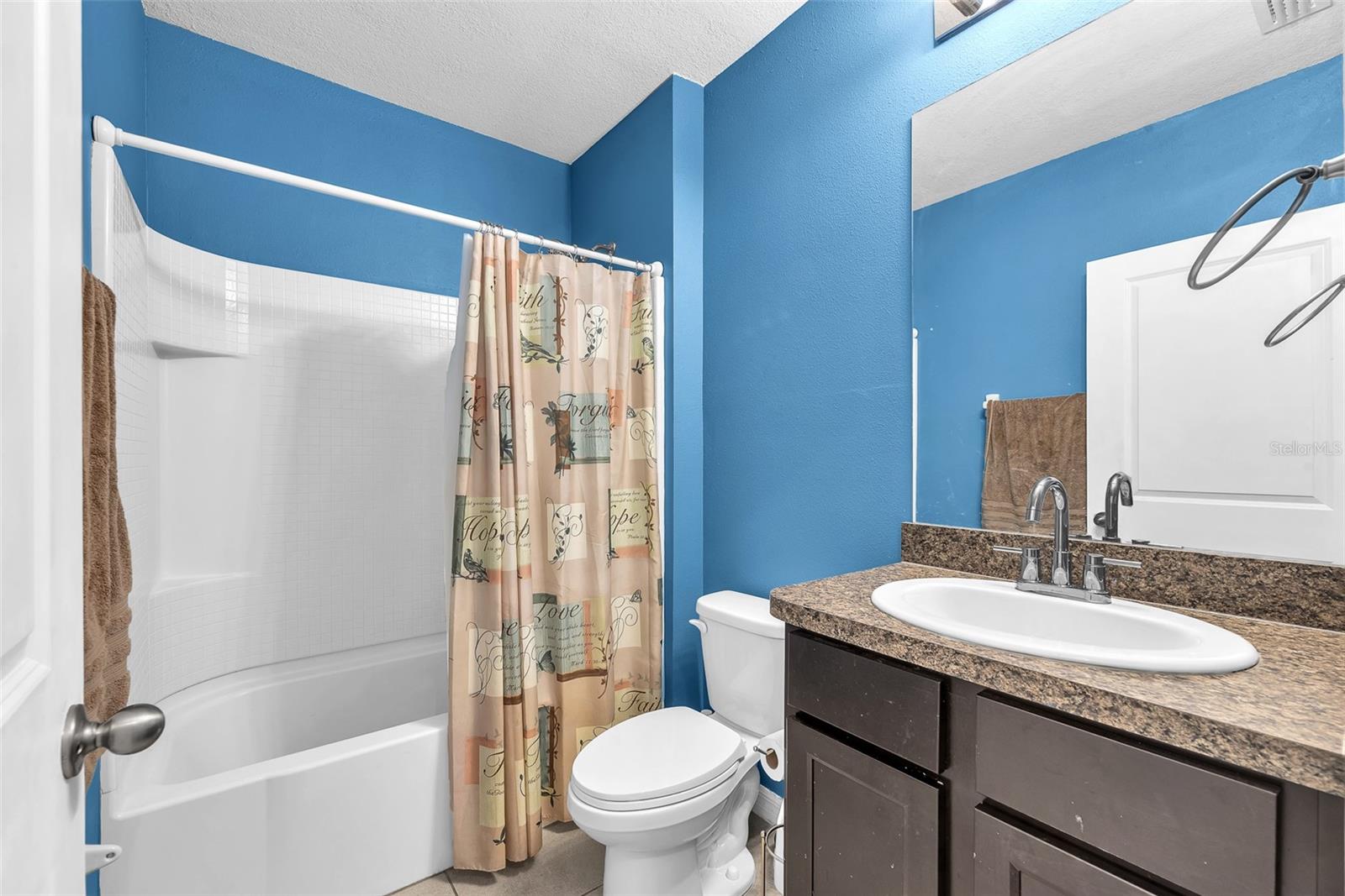Listing photo id 11 for 14135 Arbor Pines Drive