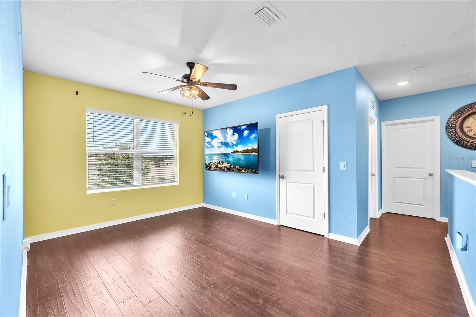 Listing photo id 17 for 14135 Arbor Pines Drive