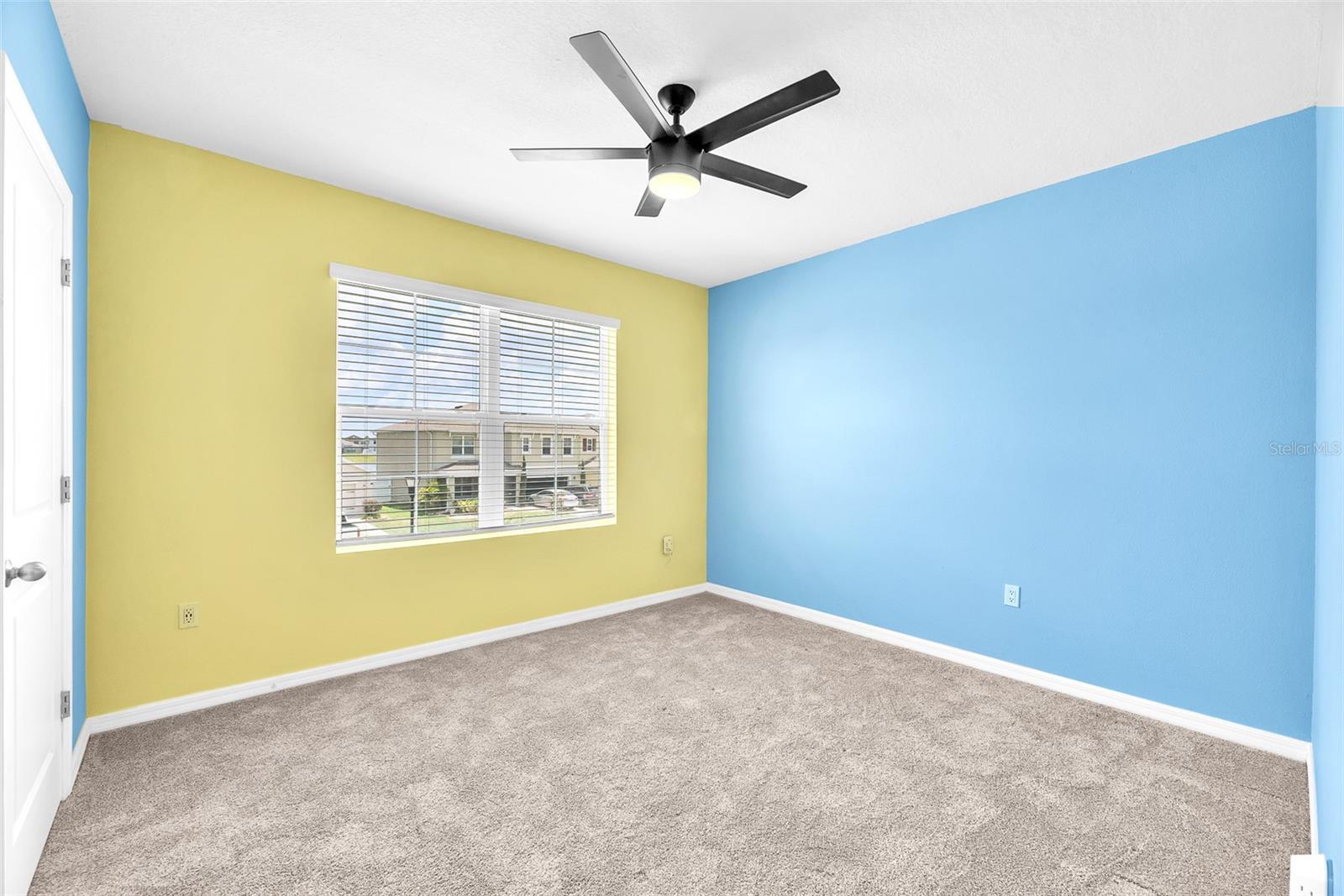 Listing photo id 21 for 14135 Arbor Pines Drive