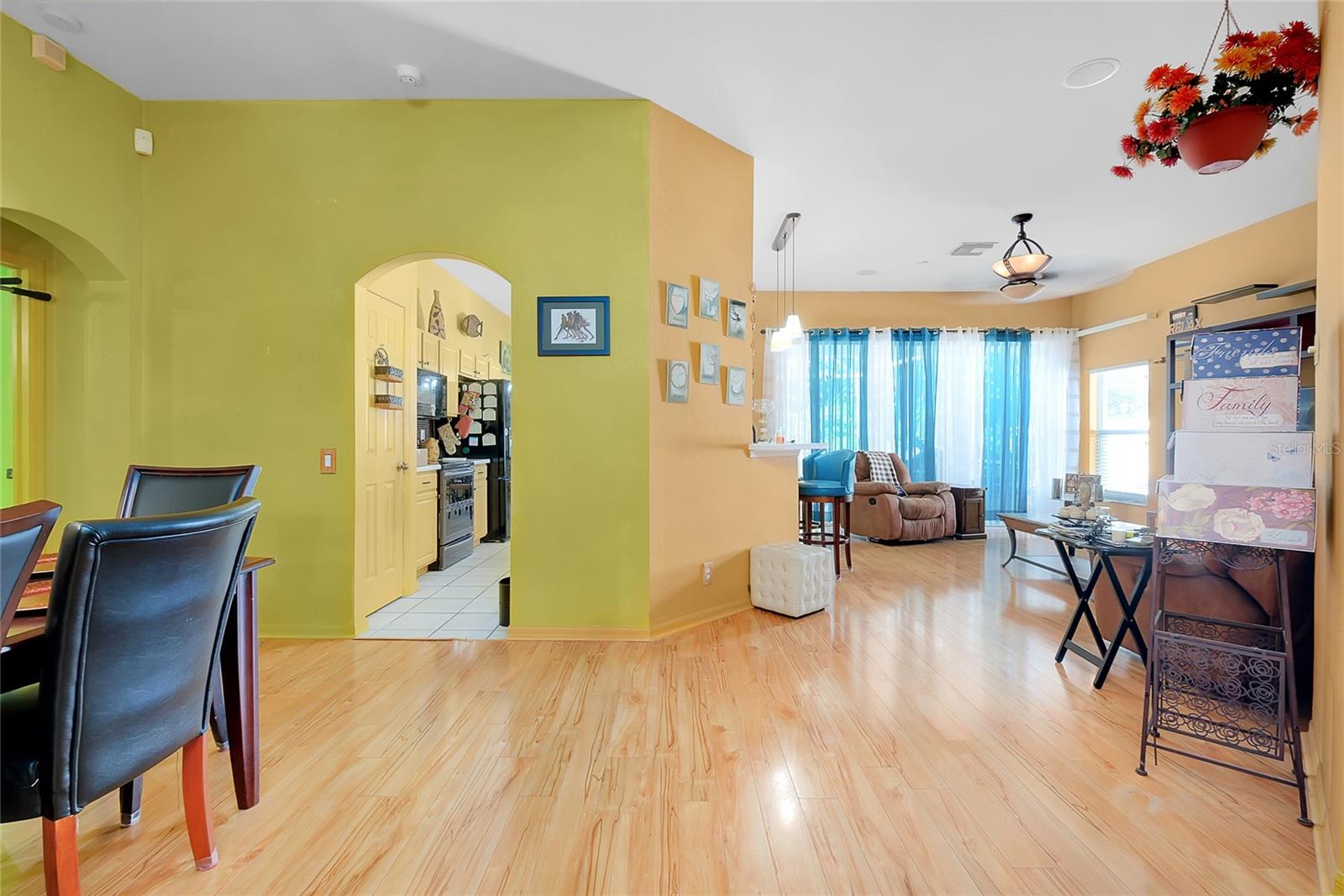 Image 12 of 46 For 2073 Cape Heather Circle