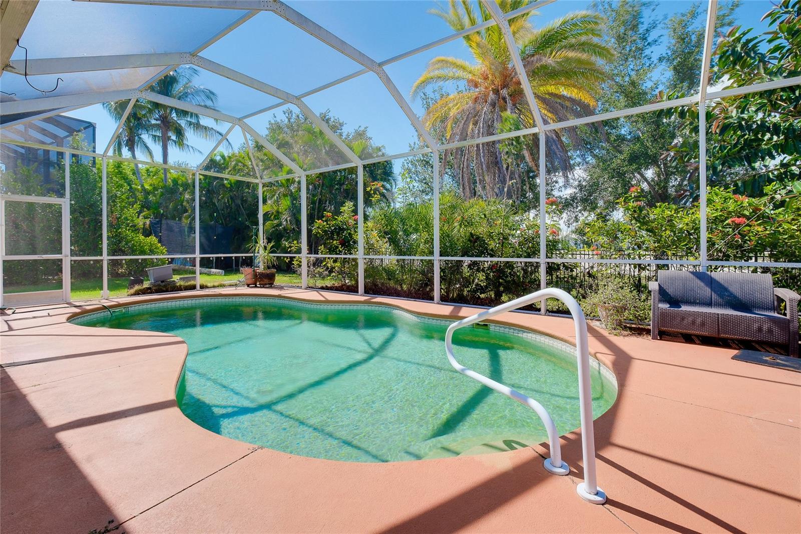 Image 39 of 46 For 2073 Cape Heather Circle