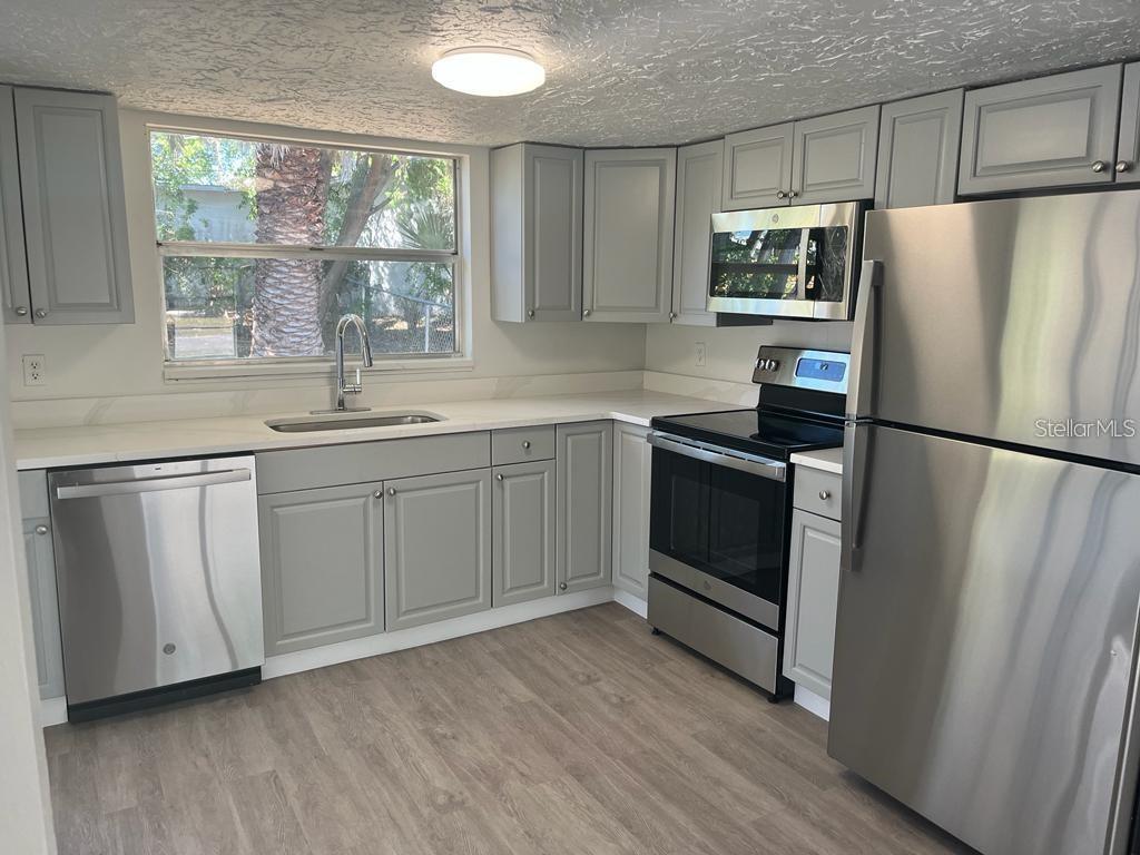 Image 3 of 14 For 7431 Buchanan Drive