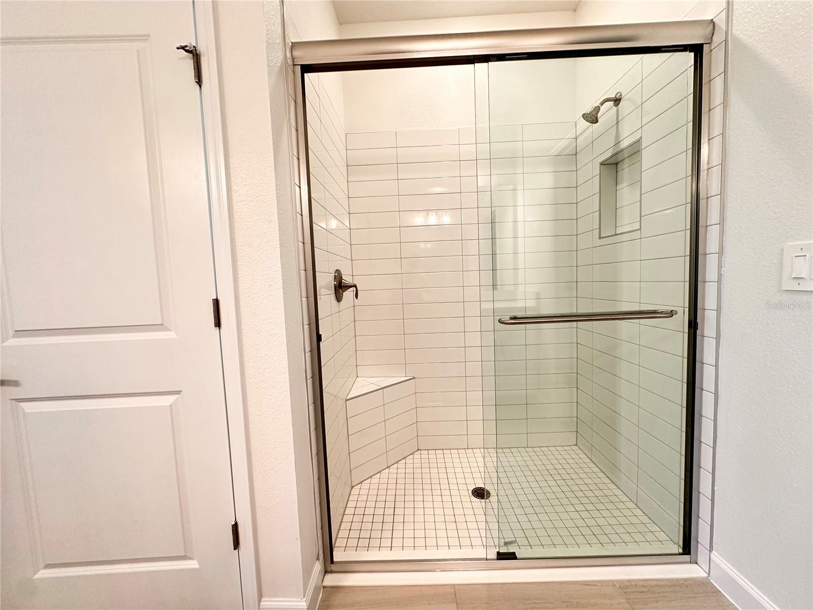 Image 10 of 20 For 17132 Holly Well Avenue