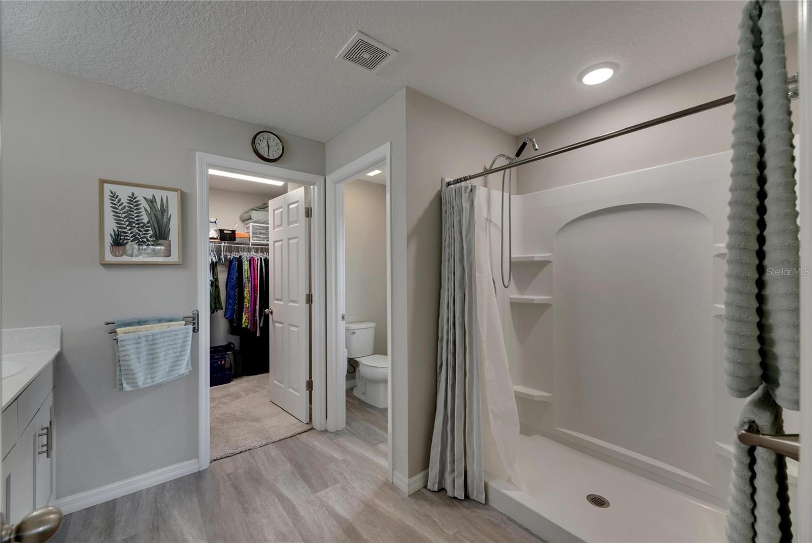 Image 26 of 58 For 12696 Tannencrest Drive