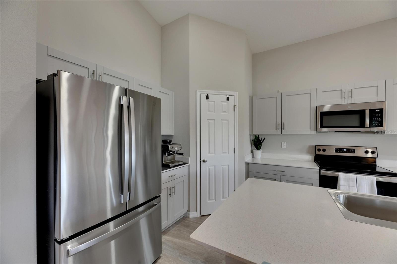 Image 9 of 58 For 12696 Tannencrest Drive