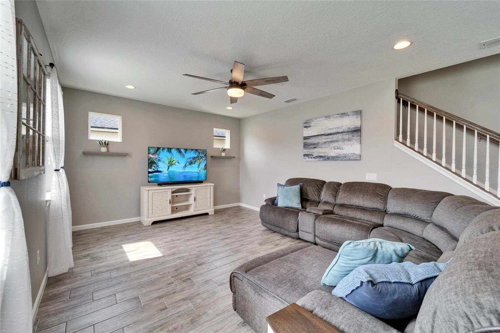 Image 19 of 81 For 13113 Rain Lily Drive