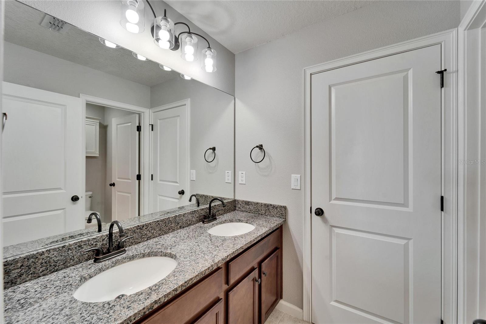 Image 38 of 81 For 13113 Rain Lily Drive