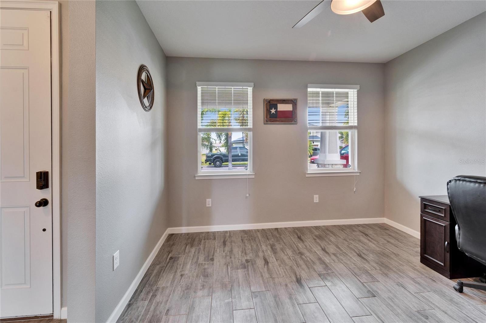 Image 7 of 81 For 13113 Rain Lily Drive