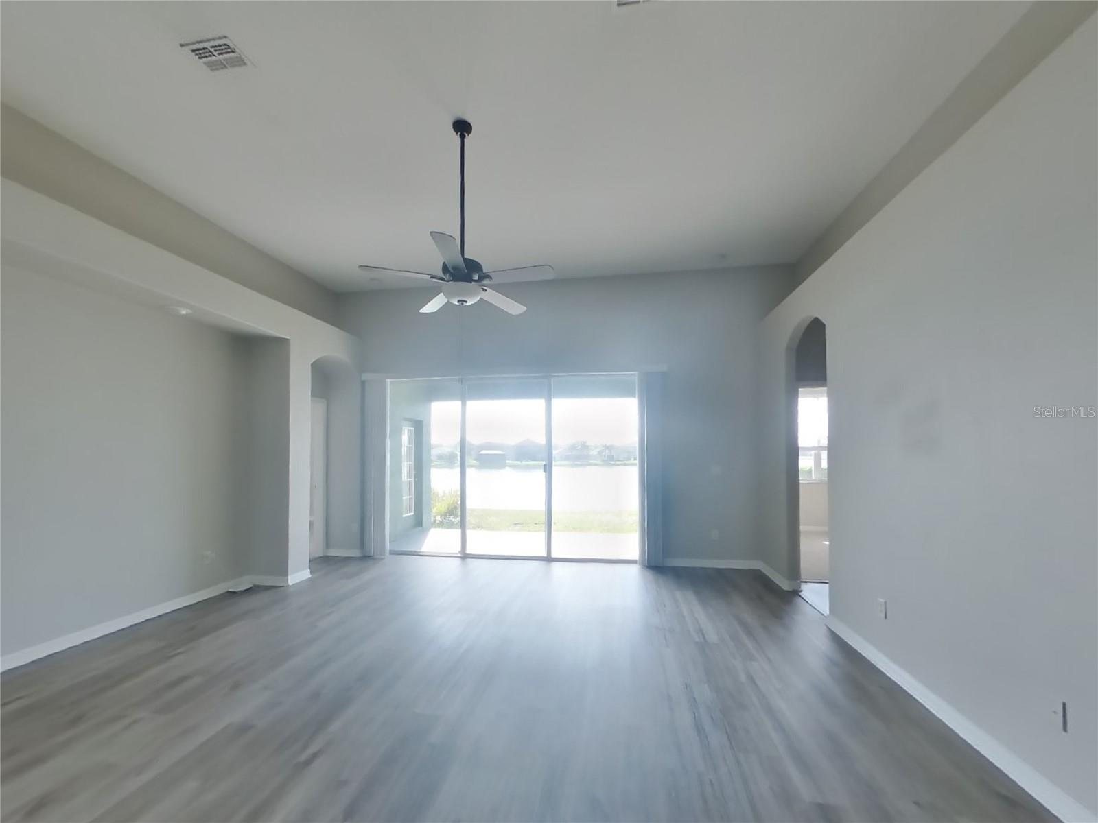 Image 3 of 23 For 31244 Bridgegate Drive