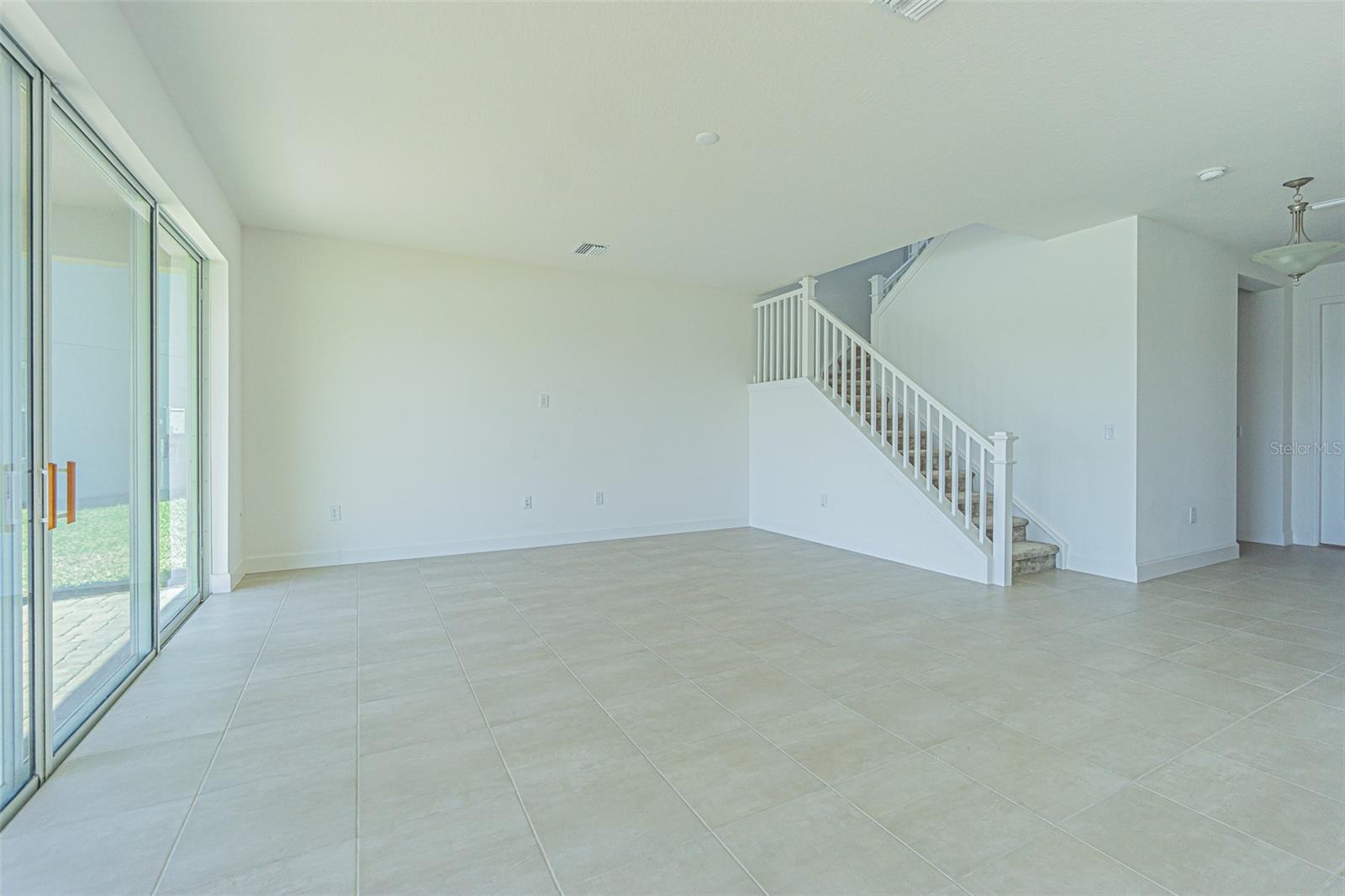 Image 21 of 48 For 32684 Tamarind Grove Lane