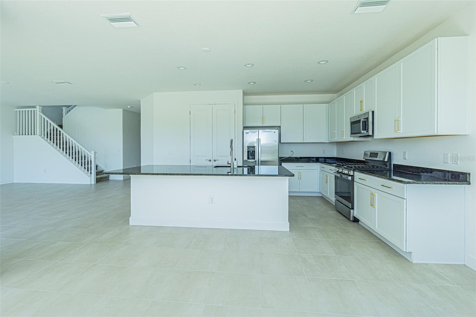 Image 22 of 48 For 32684 Tamarind Grove Lane