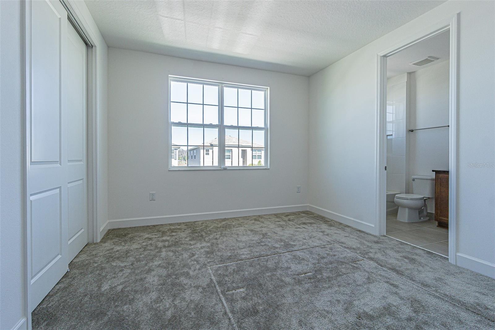 Image 40 of 48 For 32684 Tamarind Grove Lane