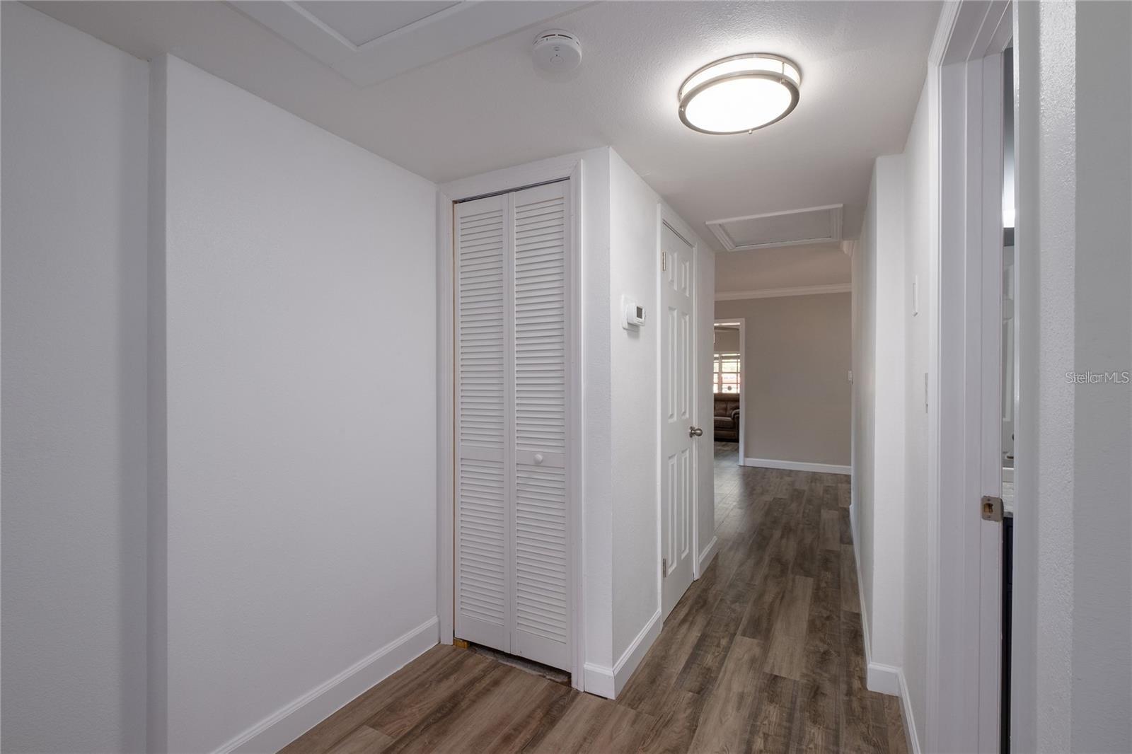 Image 13 of 20 For 4019 Waterman Avenue