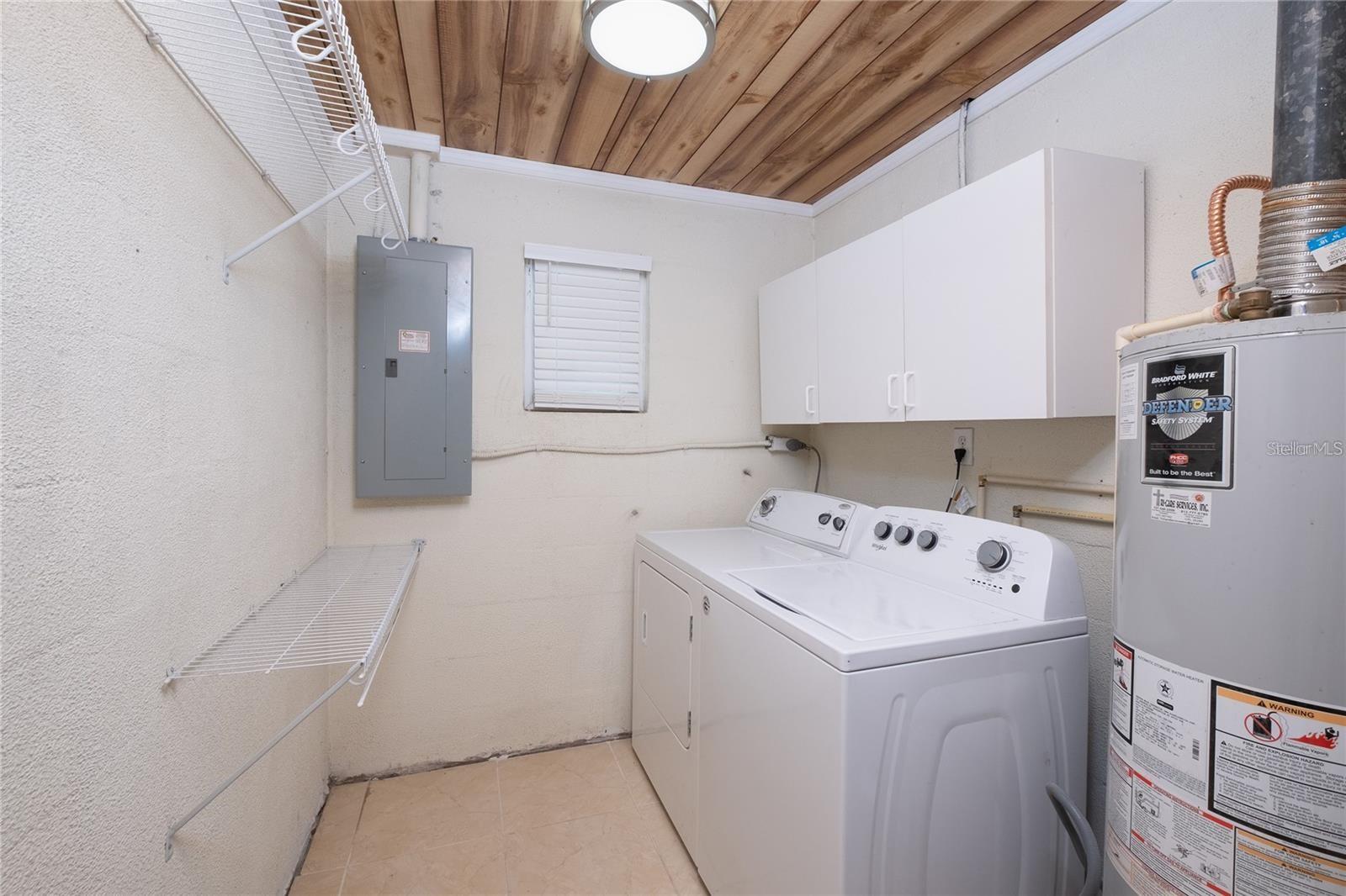 Image 14 of 20 For 4019 Waterman Avenue