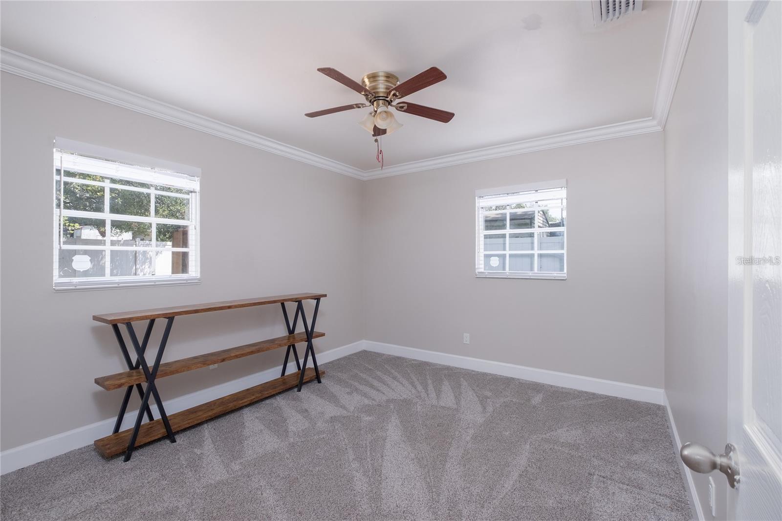 Image 7 of 20 For 4019 Waterman Avenue