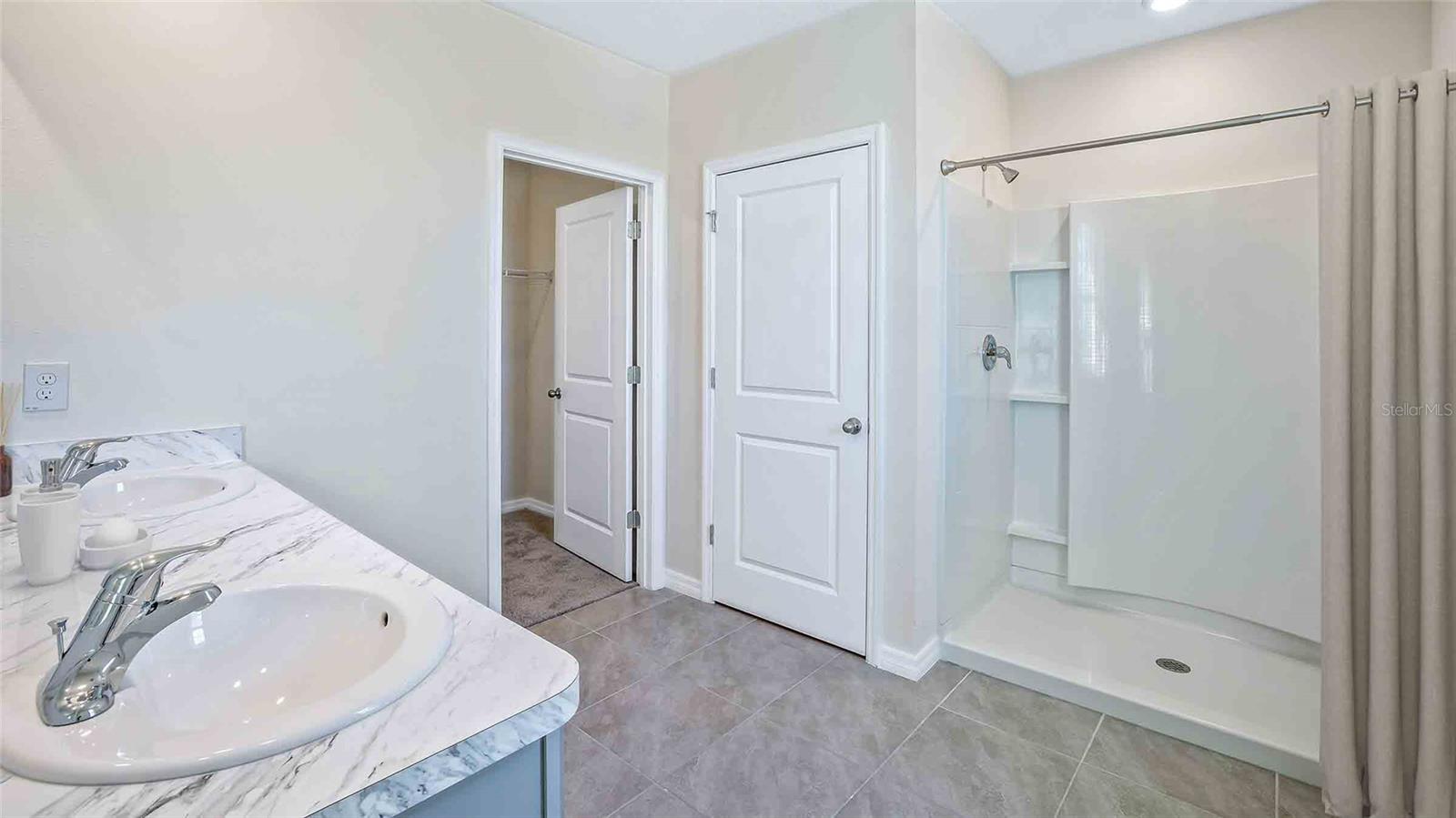 Image 8 of 12 For 35665 Lockman Way