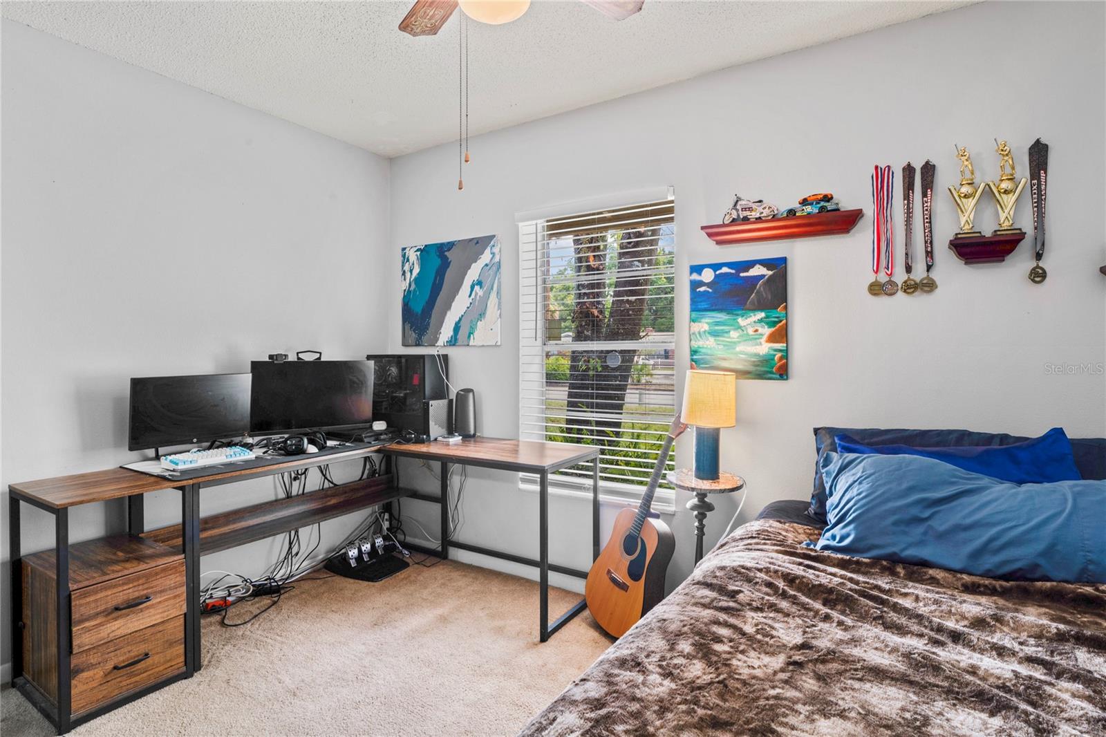 Listing photo id 15 for 802 Antler Court