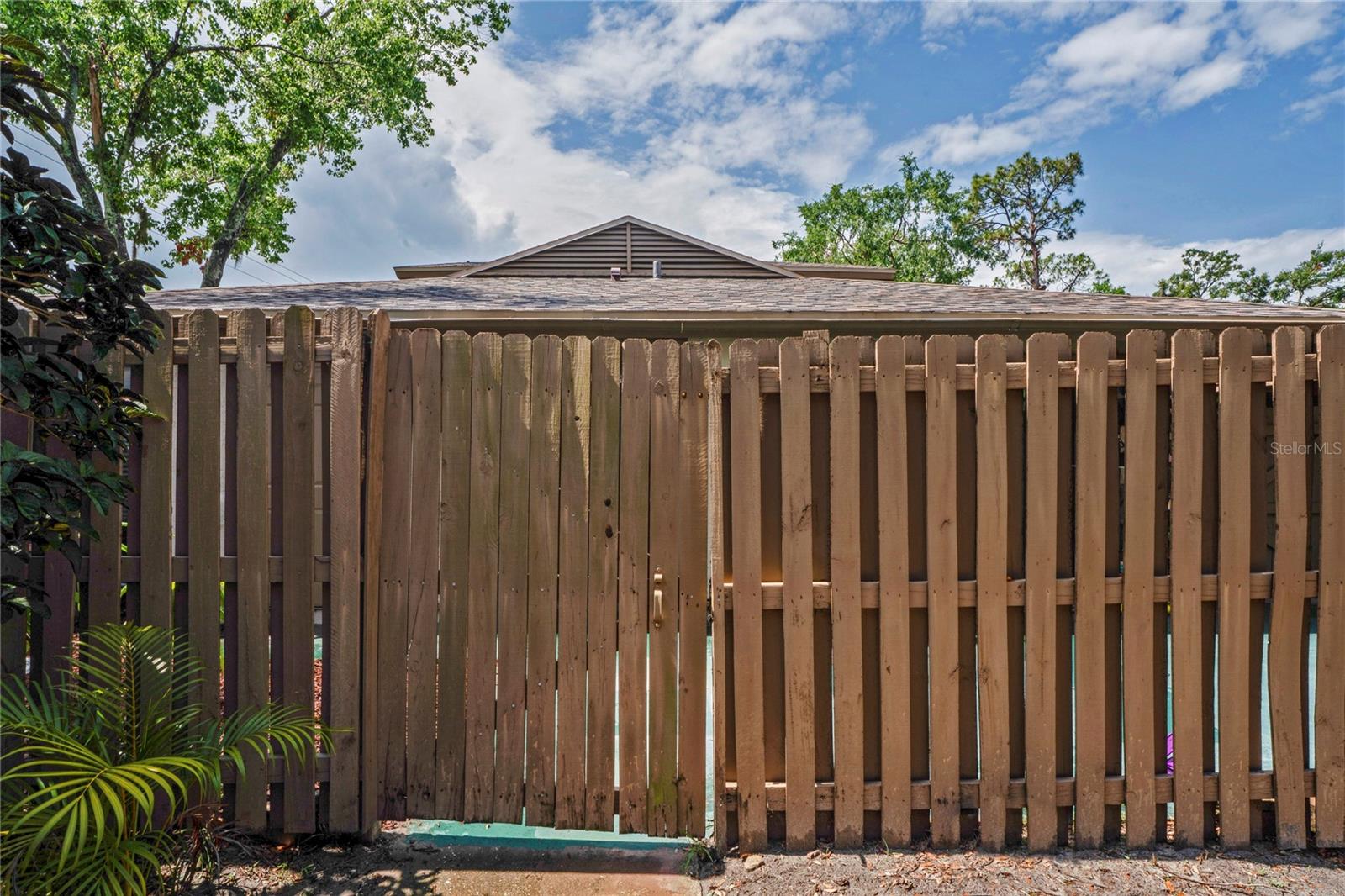 Listing photo id 20 for 802 Antler Court