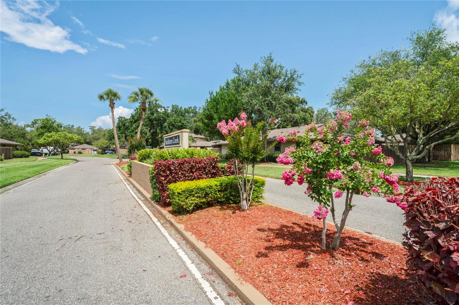 Listing photo id 35 for 802 Antler Court