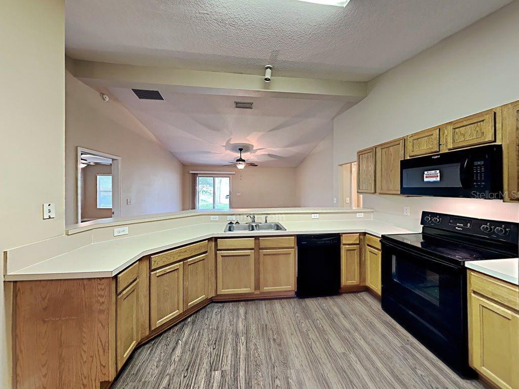 Image 3 of 8 For 4118 Wilma Street