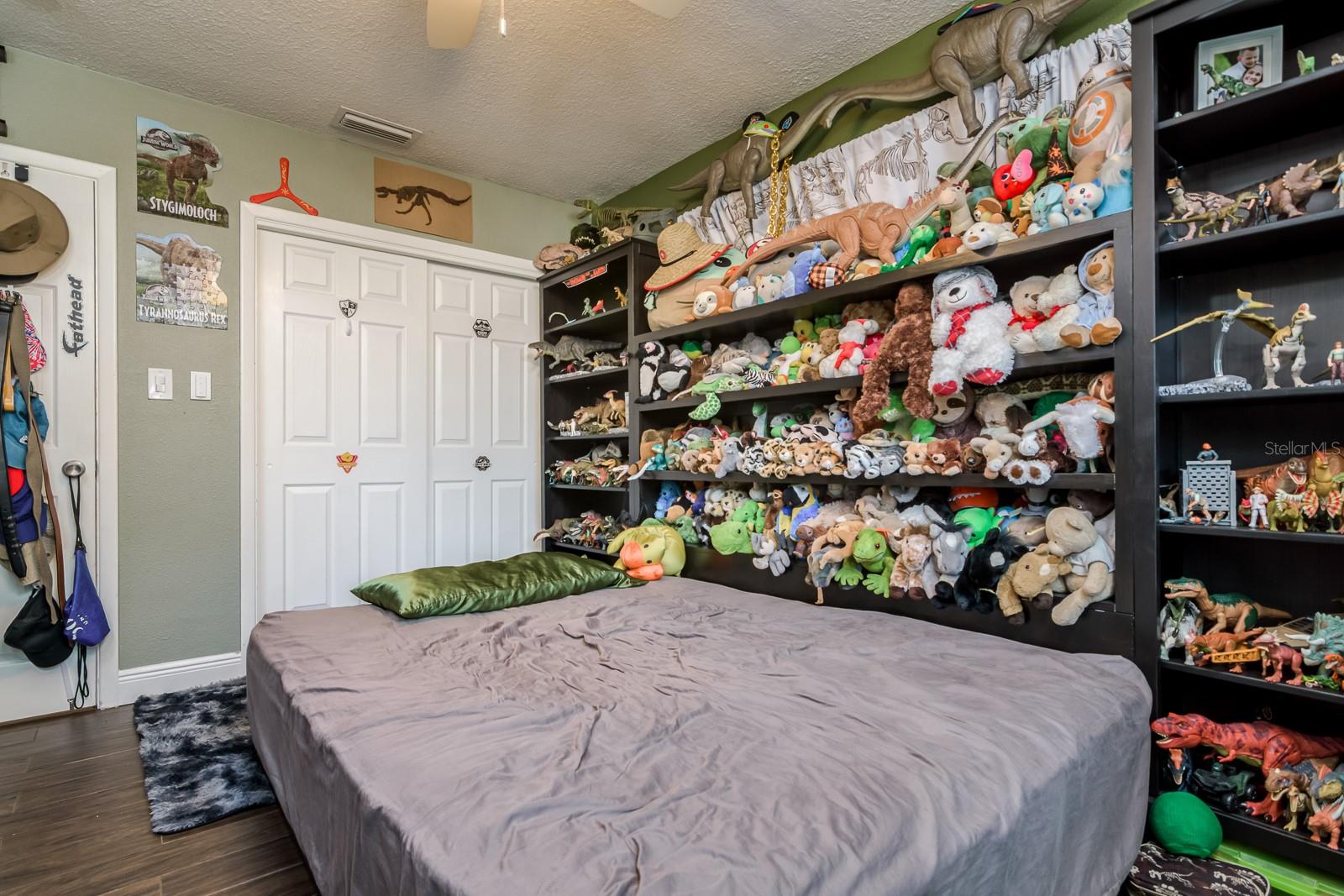 Image 21 of 33 For 1403 Pradera Avenue